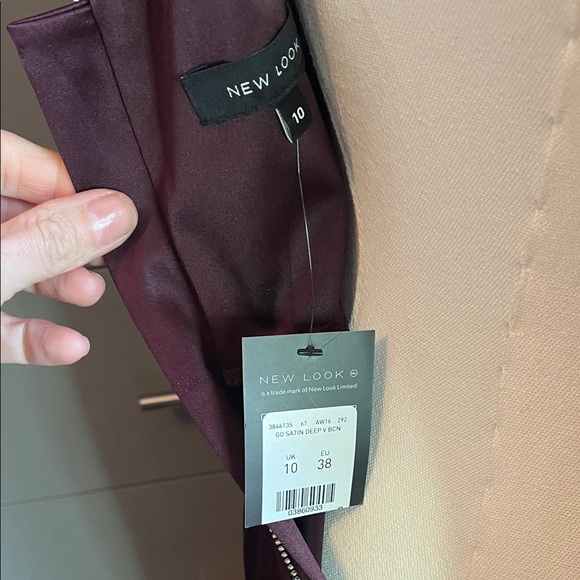 New Look Deep Burgandy Backless Dress - Picture 7 of 7